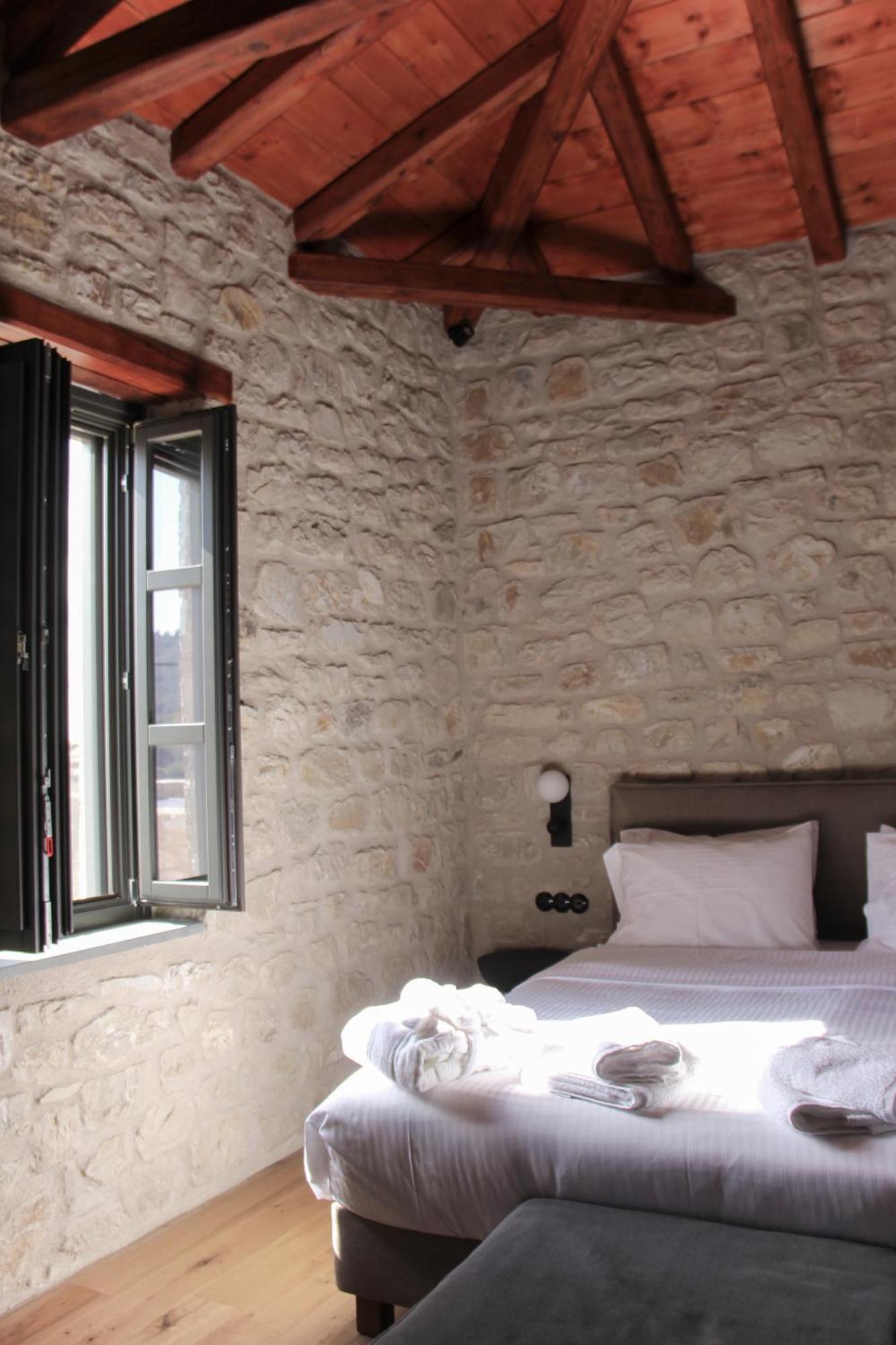 Lithero Suites Stemnitsa Exterior foto